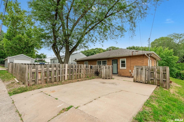 1704 Jersey Ridge Rd, Davenport, IA 52803 - photo 22