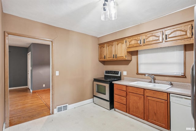 1704 Jersey Ridge Rd, Davenport, IA 52803 - photo 9
