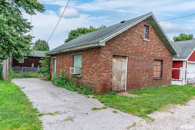 815 21st St, East Moline, IL 61244 - photo 4