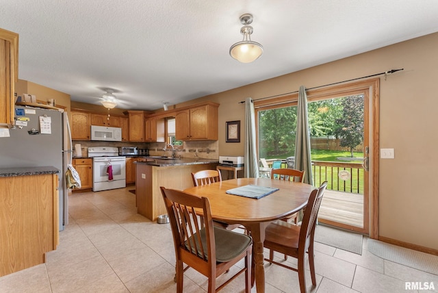 6117 Hillandale Rd, Davenport, IA 52806 - photo 12