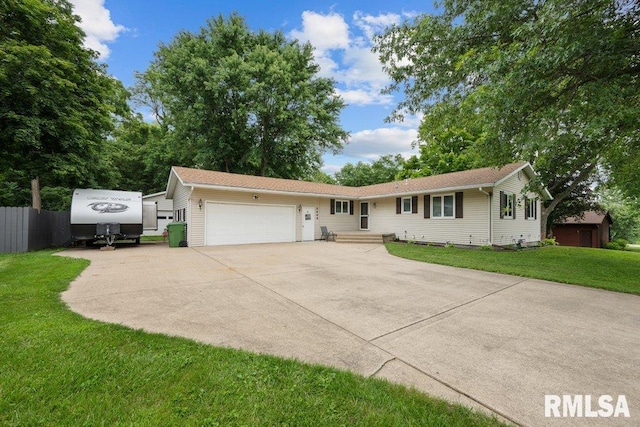 2445 Bobwhite Dr, Muscatine, IA 52761 - photo 1