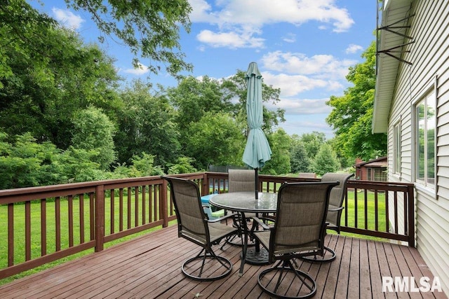 2445 Bobwhite Dr, Muscatine, IA 52761 - photo 7