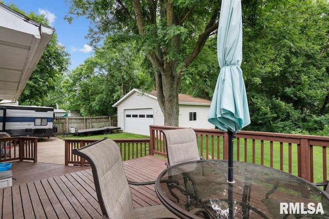 2445 Bobwhite Dr, Muscatine, IA 52761 - photo 8