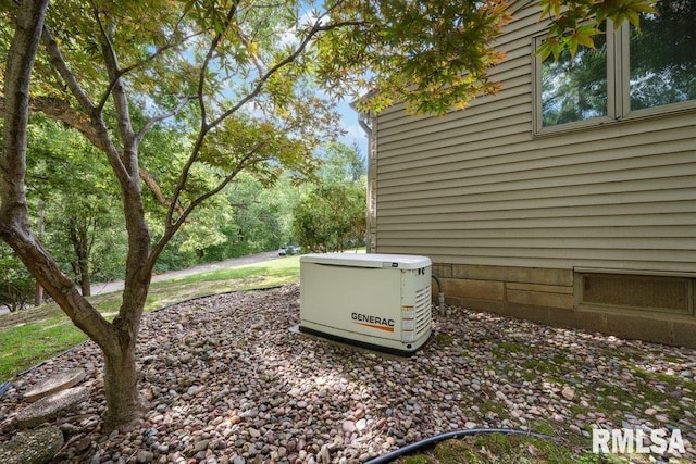 2718 30th Street Ct, Moline, IL 61265 - photo 10