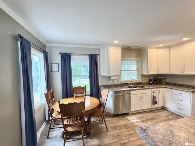 1525 Elmwood Ave, Bettendorf, IA 52722 - photo 4