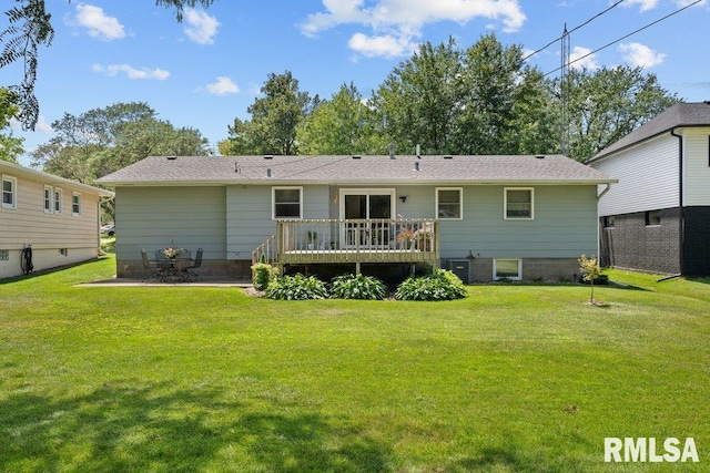 2236 W Columbia Ave, Davenport, IA 52804 - photo 2