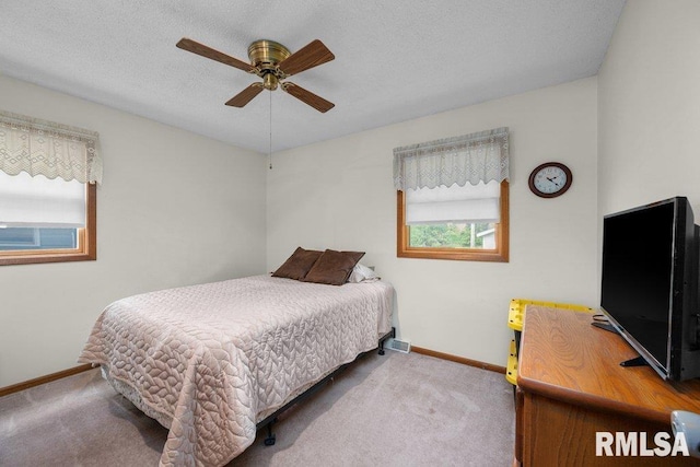 2236 W Columbia Ave, Davenport, IA 52804 - photo 17