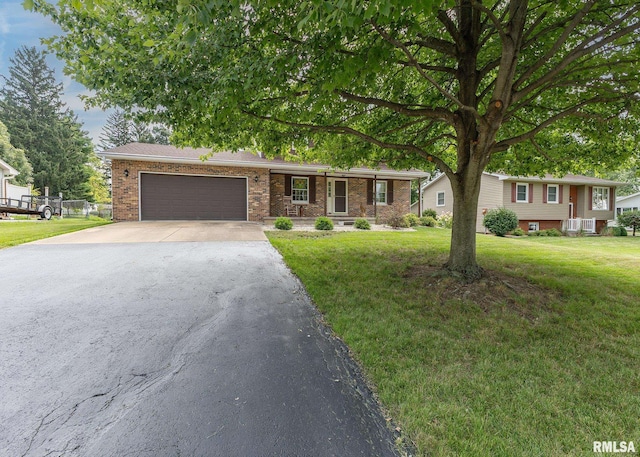 445 Bandy Ave, Galesburg, IL 61401 - photo 3