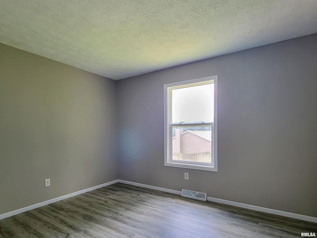 4015 W 14th Ct, Davenport, IA 52804 - photo 13