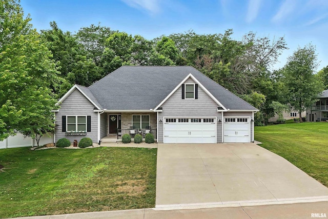 102 Hollows Ct, Le Claire, IA 52753 - photo 1
