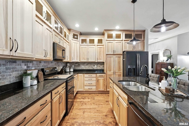 102 Hollows Ct, Le Claire, IA 52753 - photo 24
