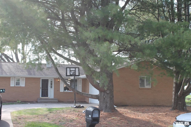 109 N 3rd St, Colona, IL 61241 - photo 6