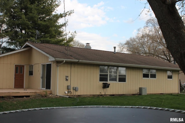 109 N 3rd St, Colona, IL 61241 - photo 8