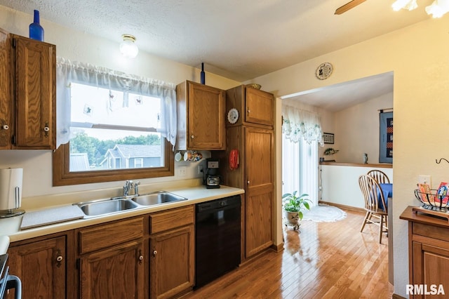 1511 W 48th St, Davenport, IA 52806 - photo 17