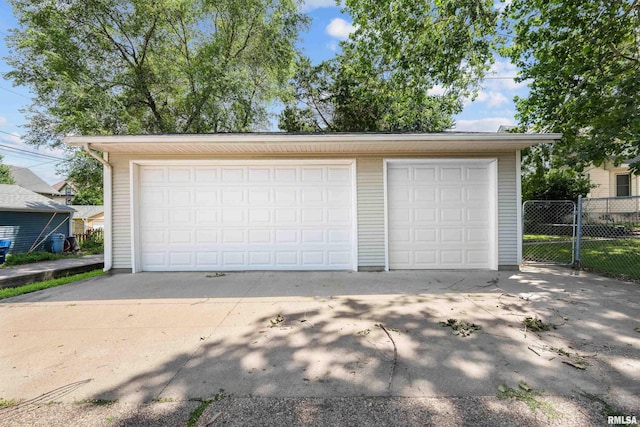 1210 W 17th St, Davenport, IA 52804 - photo 30