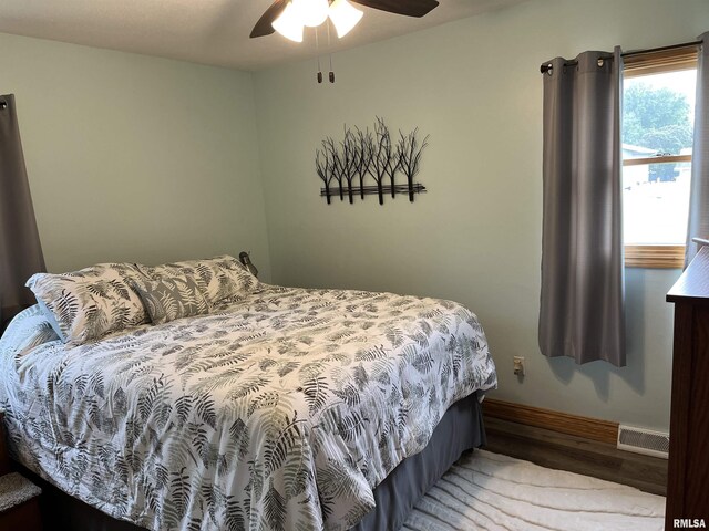 2319 12th Ave S, Clinton, IA 52732 - photo 18