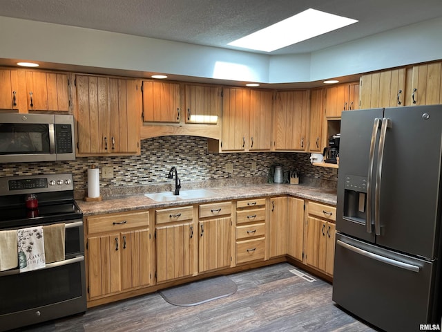 2319 12th Ave S, Clinton, IA 52732 - photo 10