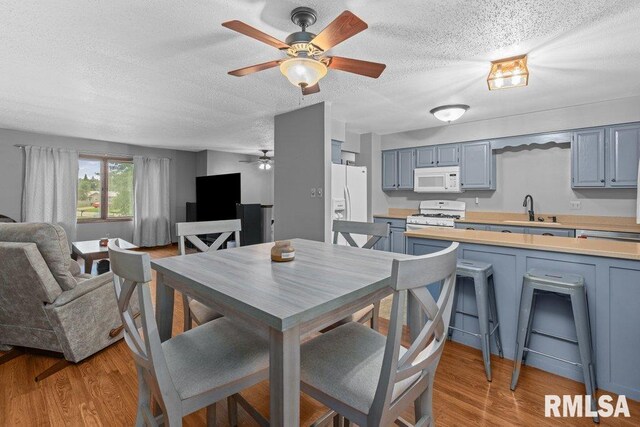 302 Park Lane Cir, Park View, IA 52748 - photo 7