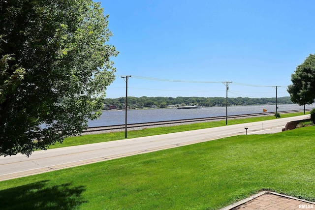 1128 N Cody Rd, Le Claire, IA 52753 - photo 37