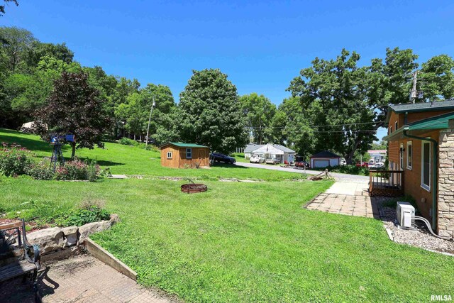 1128 N Cody Rd, Le Claire, IA 52753 - photo 43