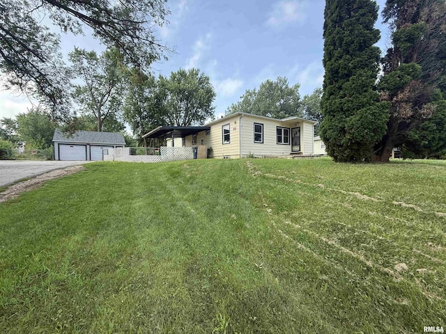 2725 W 49th St, Davenport, IA 52806 - photo 2