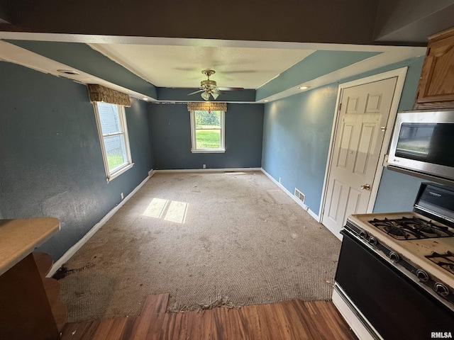 2725 W 49th St, Davenport, IA 52806 - photo 12