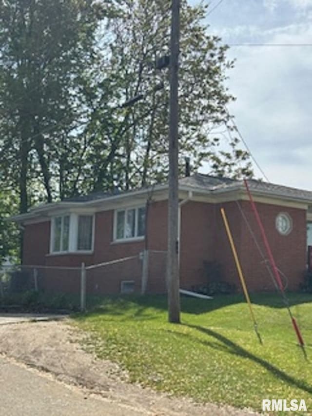 4016 1st St, East Moline, IL 61244 - photo 3