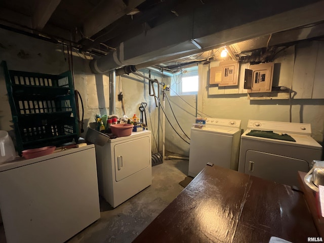 633 4th Ave S, Clinton, IA 52732 - photo 17