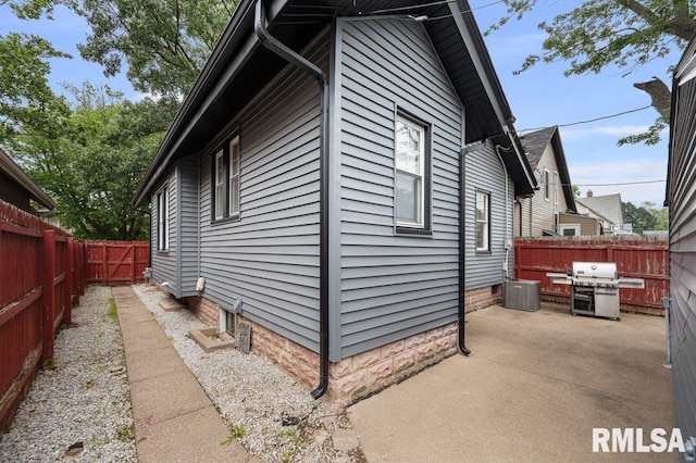 2629 Iowa St, Davenport, IA 52803 - photo 4