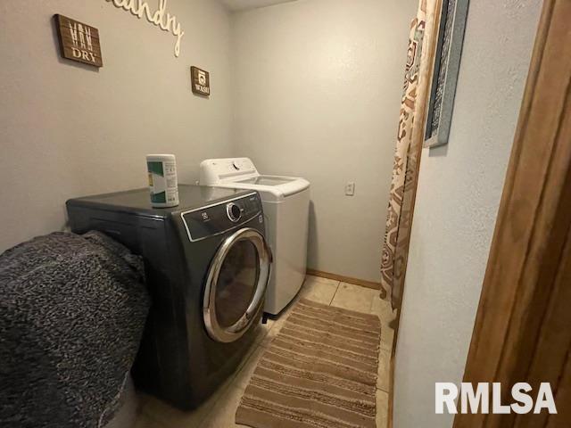 1333 Main Ave, Clinton, IA 52732 - photo 10