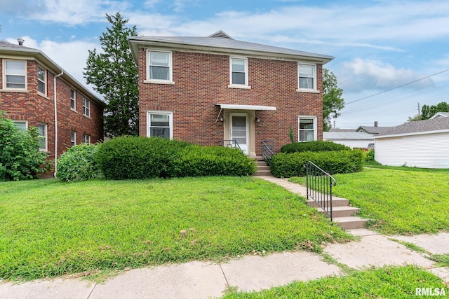 320 W Hayes St Unit 320 320-1/2 320-1/3, Davenport, IA 52803 - photo 1