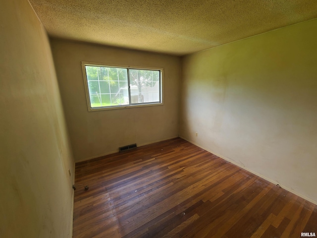 2930 N Lincoln Ave, Davenport, IA 52804 - photo 10