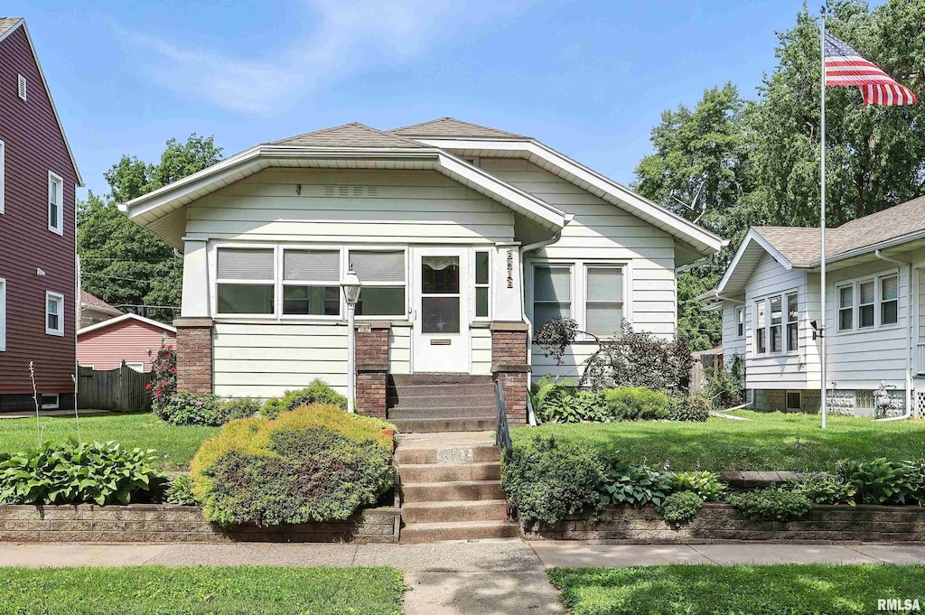 2612 Carey Ave, Davenport, IA 52803 - photo 1