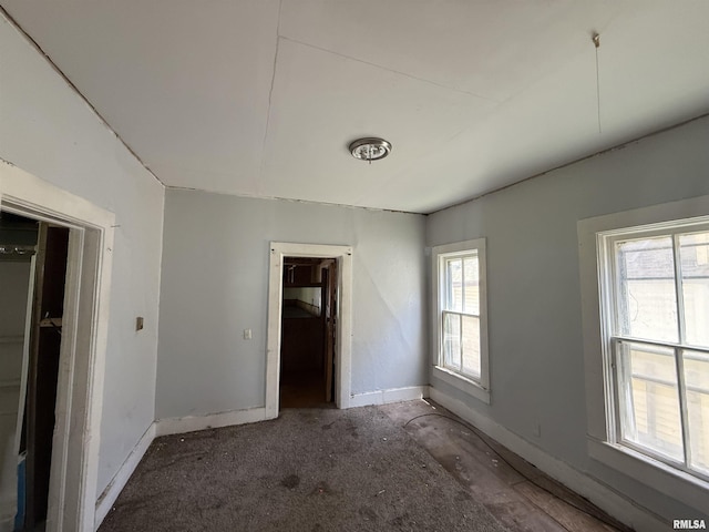 1140 E 14th St, Davenport, IA 52803 - photo 7