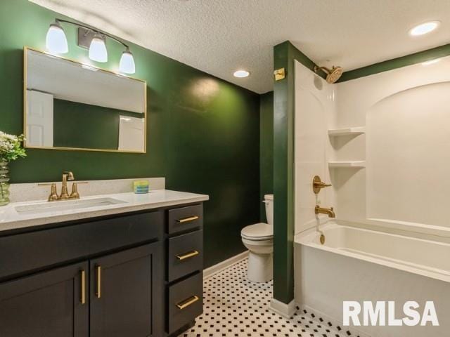 2329 13th St, Moline, IL 61265 - photo 38