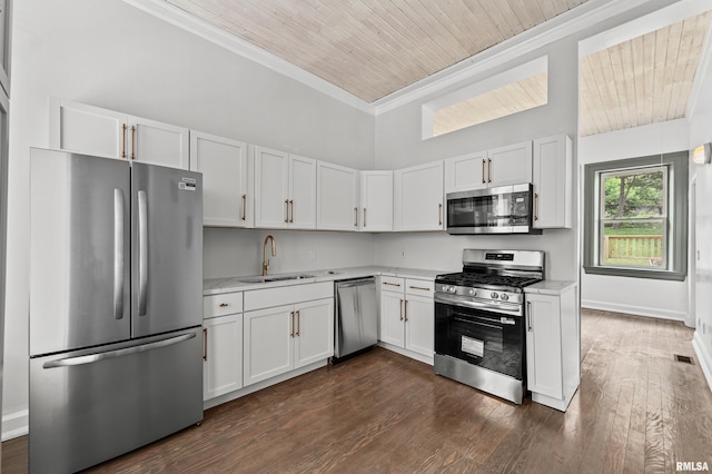 1333 E 10th St, Davenport, IA 52803 - photo 5