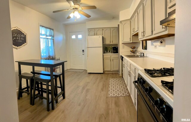 103 W 5th St, Coal Valley, IL 61240 - photo 3