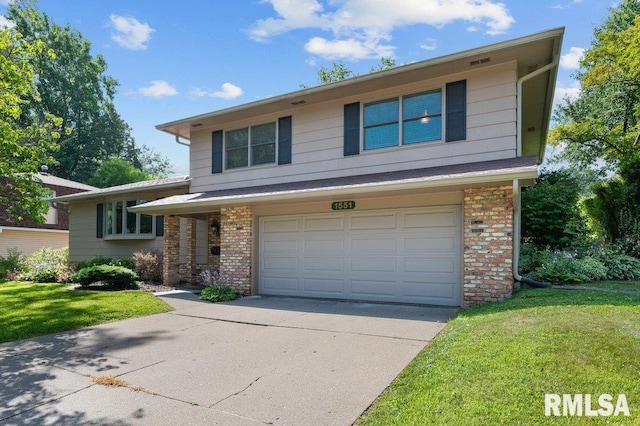 1551 Forest Hills Rd, Bettendorf, IA 52722 - photo 1