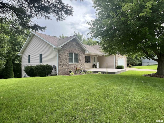 522 33rd Ave N, Clinton, IA 52732 - photo 1