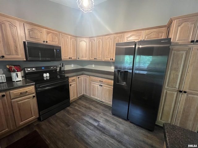 522 33rd Ave N, Clinton, IA 52732 - photo 11