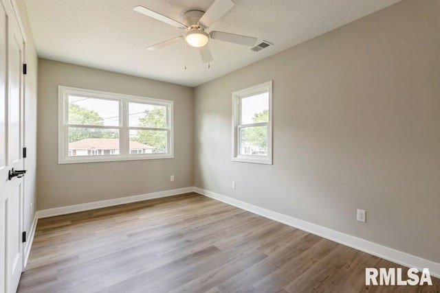 814 Jones St, Le Claire, IA 52753 - photo 30