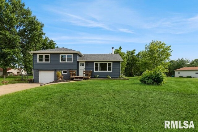 814 Jones St, Le Claire, IA 52753 - photo 4
