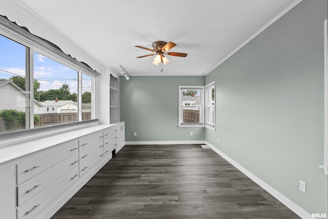 2302 N Howell St, Davenport, IA 52804 - photo 2