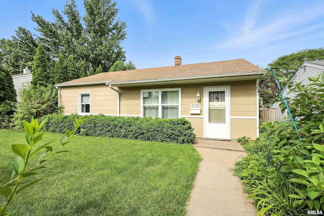 2318 N Lincoln Ave, Davenport, IA 52804 - photo 1