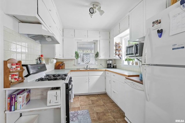 2318 N Lincoln Ave, Davenport, IA 52804 - photo 16