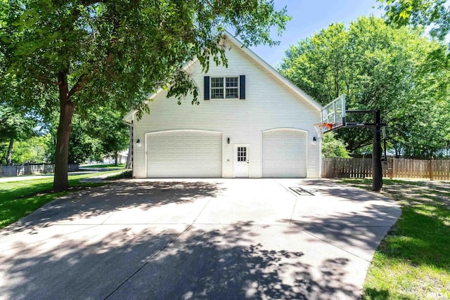 413 Fairwynd Dr, Le Claire, IA 52753 - photo 5
