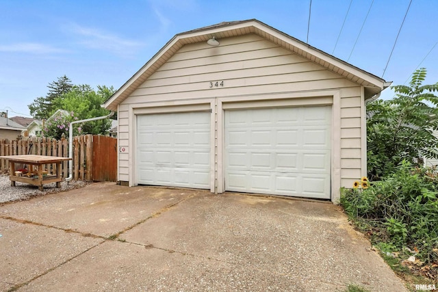 344 W Garfield St, Davenport, IA 52803 - photo 8