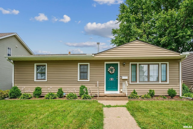 2918 Oak St, Bettendorf, IA 52722 - photo 1