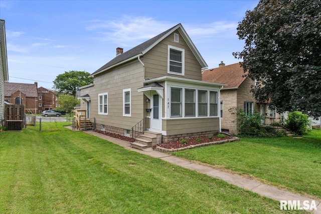 147 N Thornwood Ave, Davenport, IA 52802 - photo 2