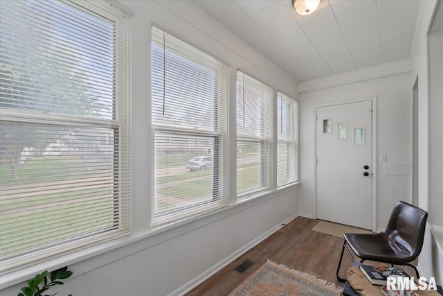 147 N Thornwood Ave, Davenport, IA 52802 - photo 5